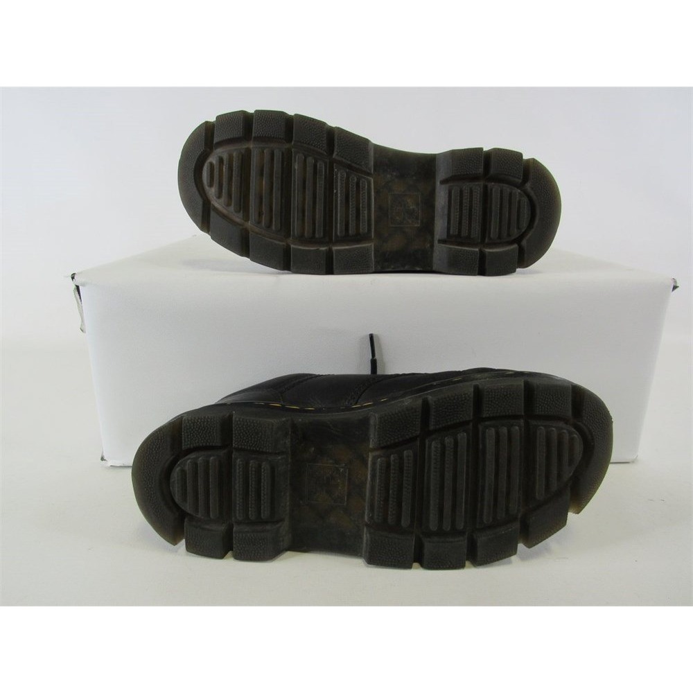Dr. Martens Reeder Shoes Mens 10 Black Good Leather Low Top Lug Sole Hiker - Picture 5 of 9